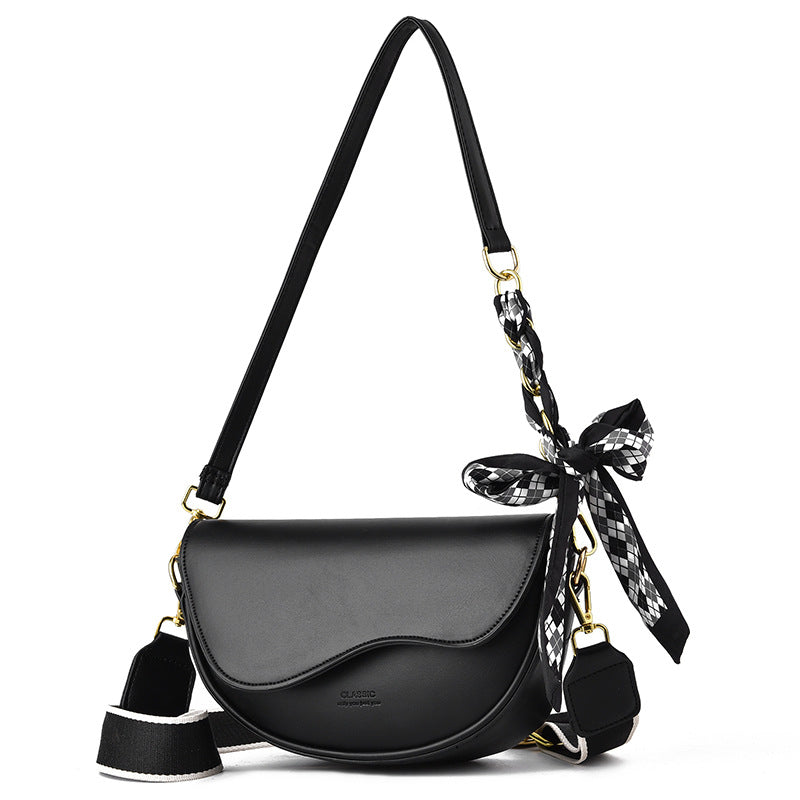 MegTurn Demi-Lune Shoulder Bag – Paris Romance
