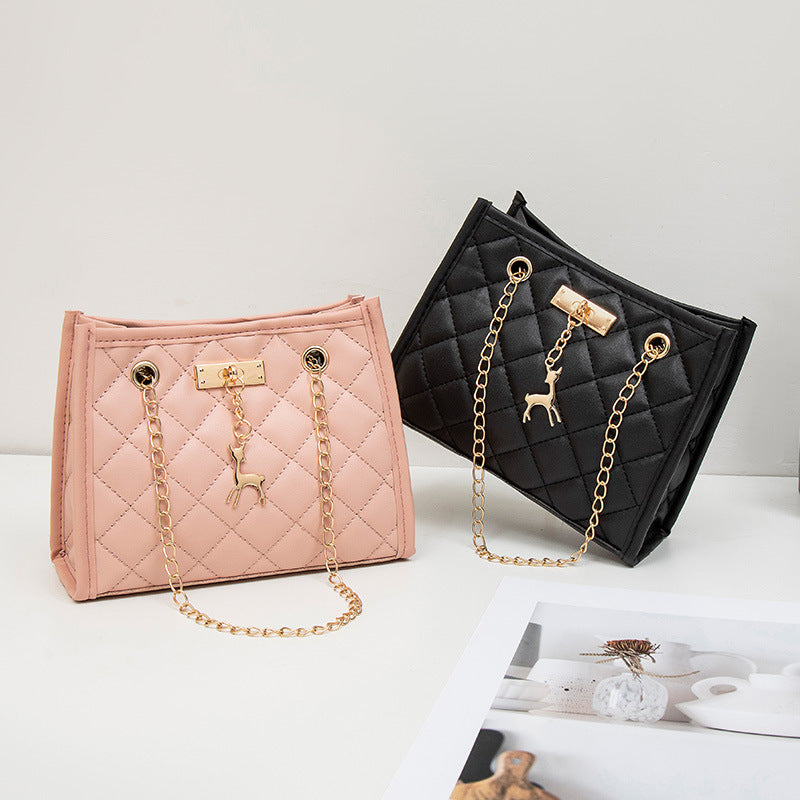 Luna Quilted Chain Handbag
